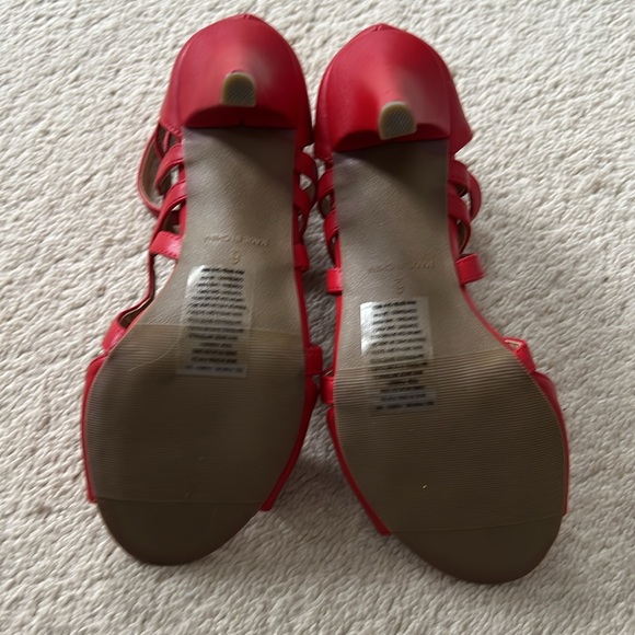 Red strappy heels size 6 - Picture 3 of 5